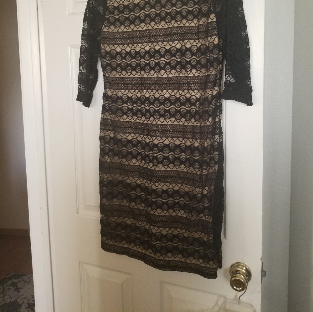 Dress - Picture 2 of 3